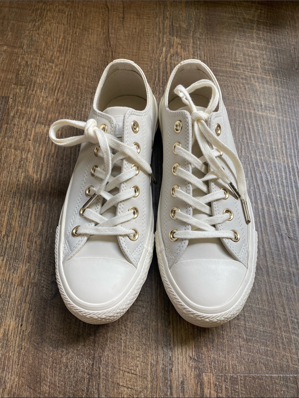Converse Leather CTAS Sneakers